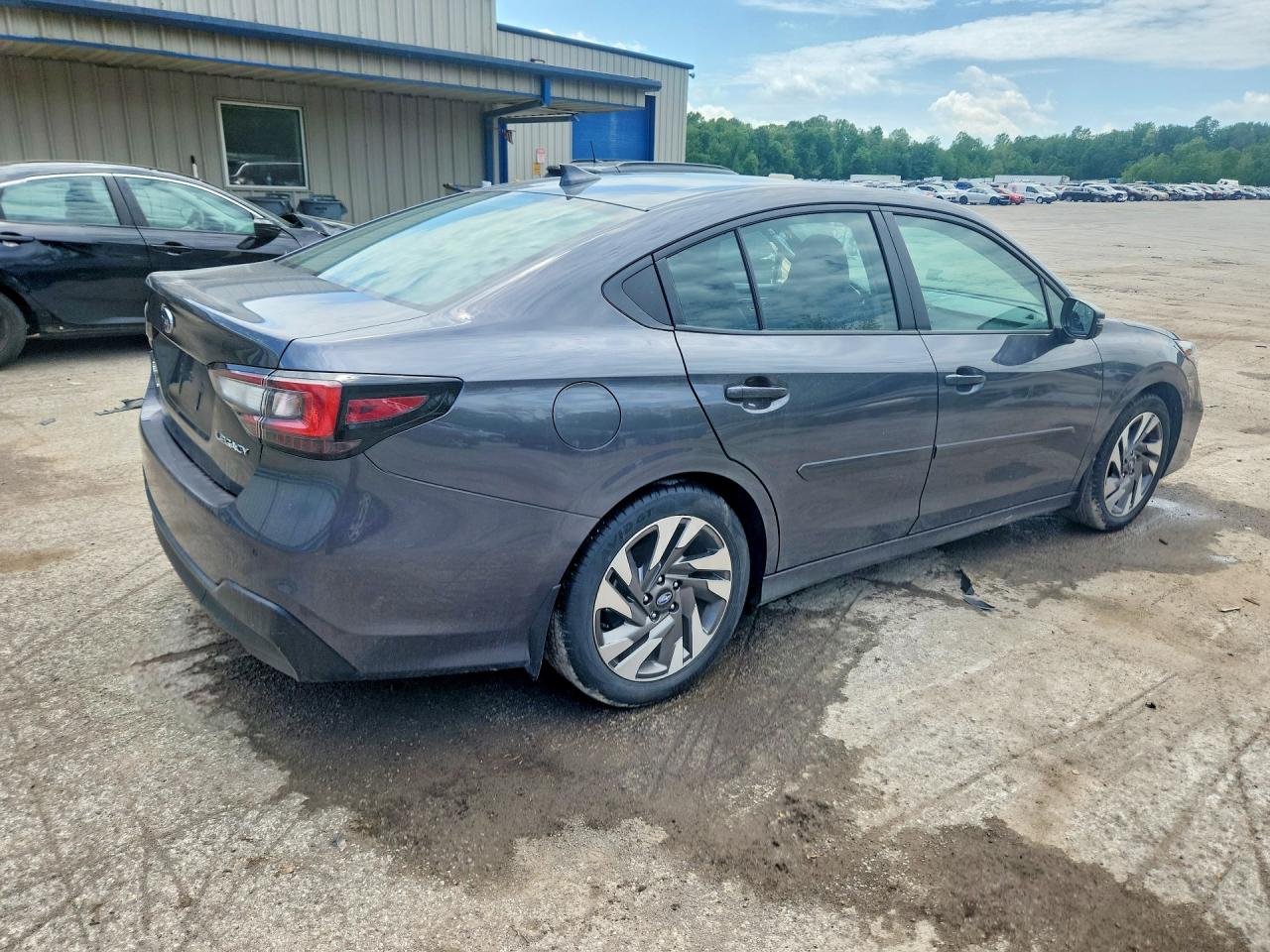 2024 SUBARU LEGACY