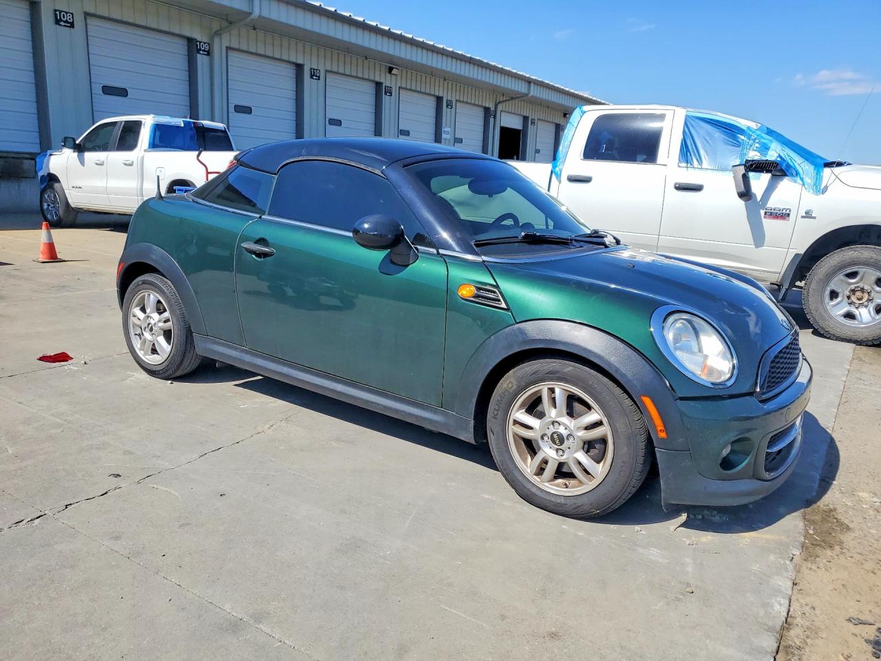 2013 MINI COOPER