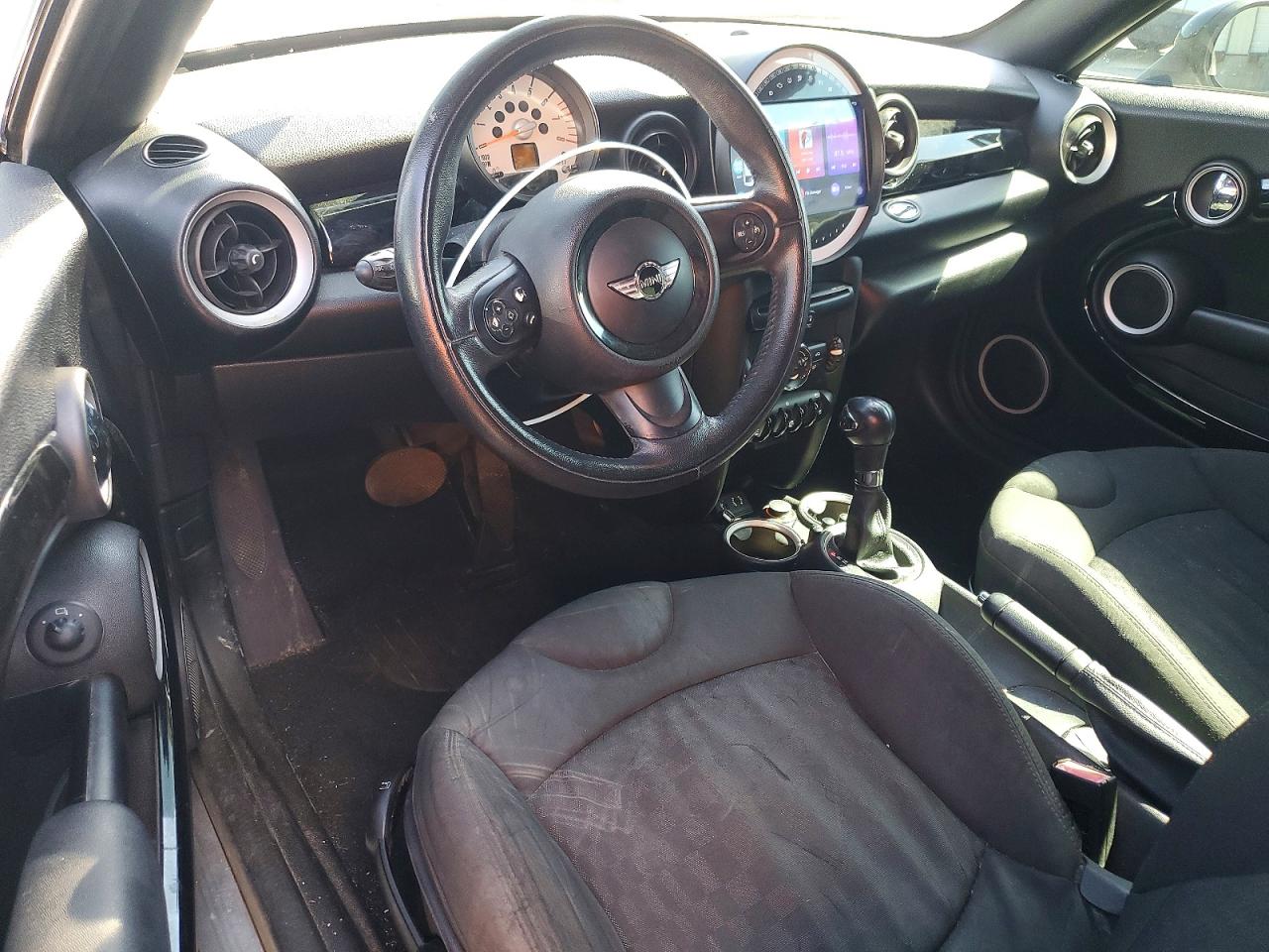 2013 MINI COOPER