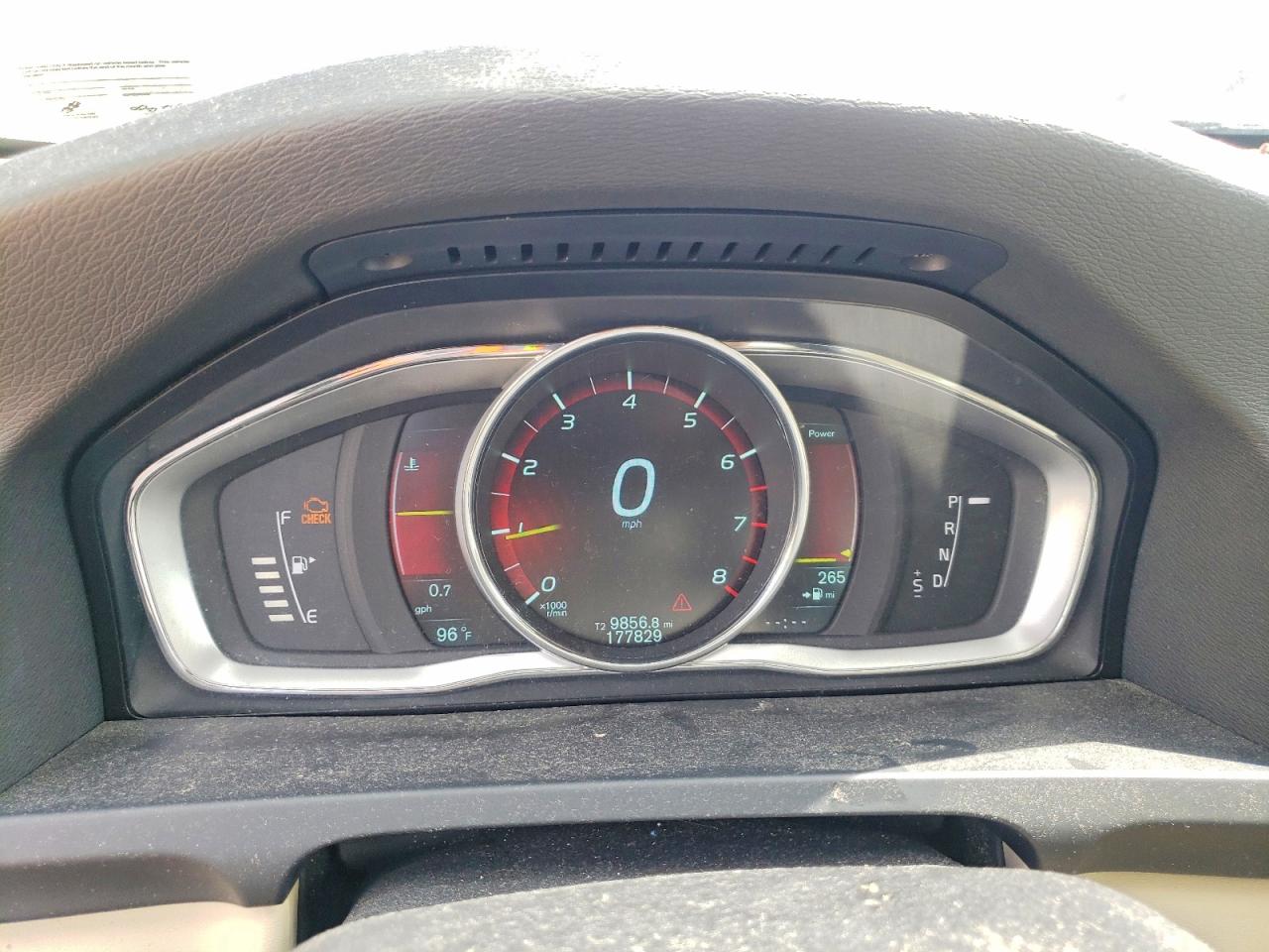 2015 VOLVO S60
