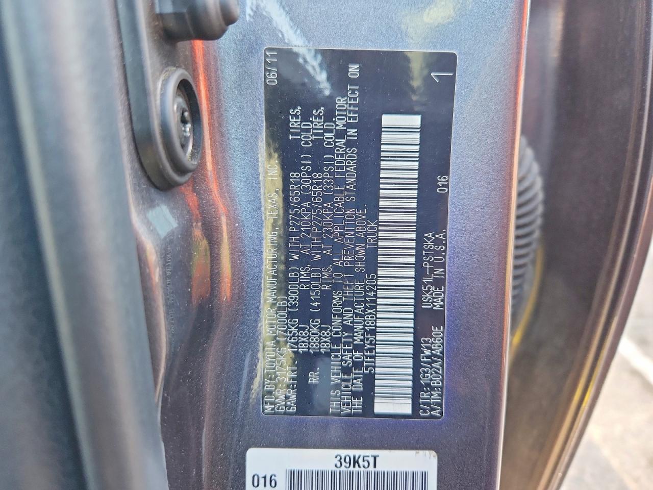 2011 TOYOTA TUNDRA