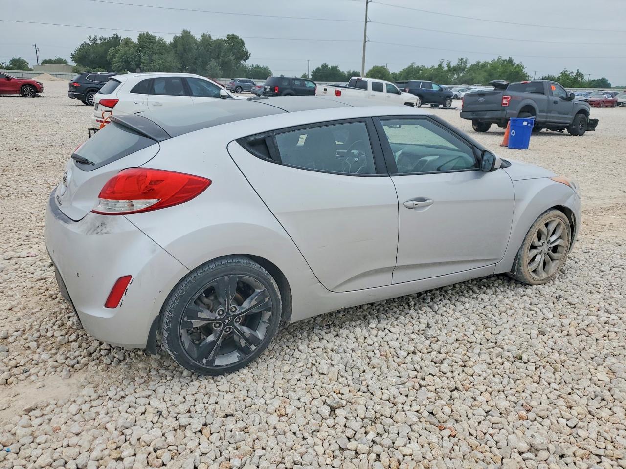 2016 HYUNDAI VELOSTER