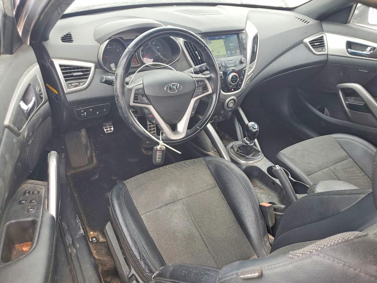 2016 HYUNDAI VELOSTER