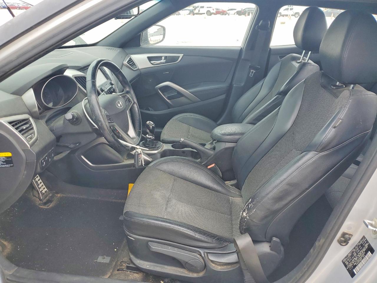 2016 HYUNDAI VELOSTER