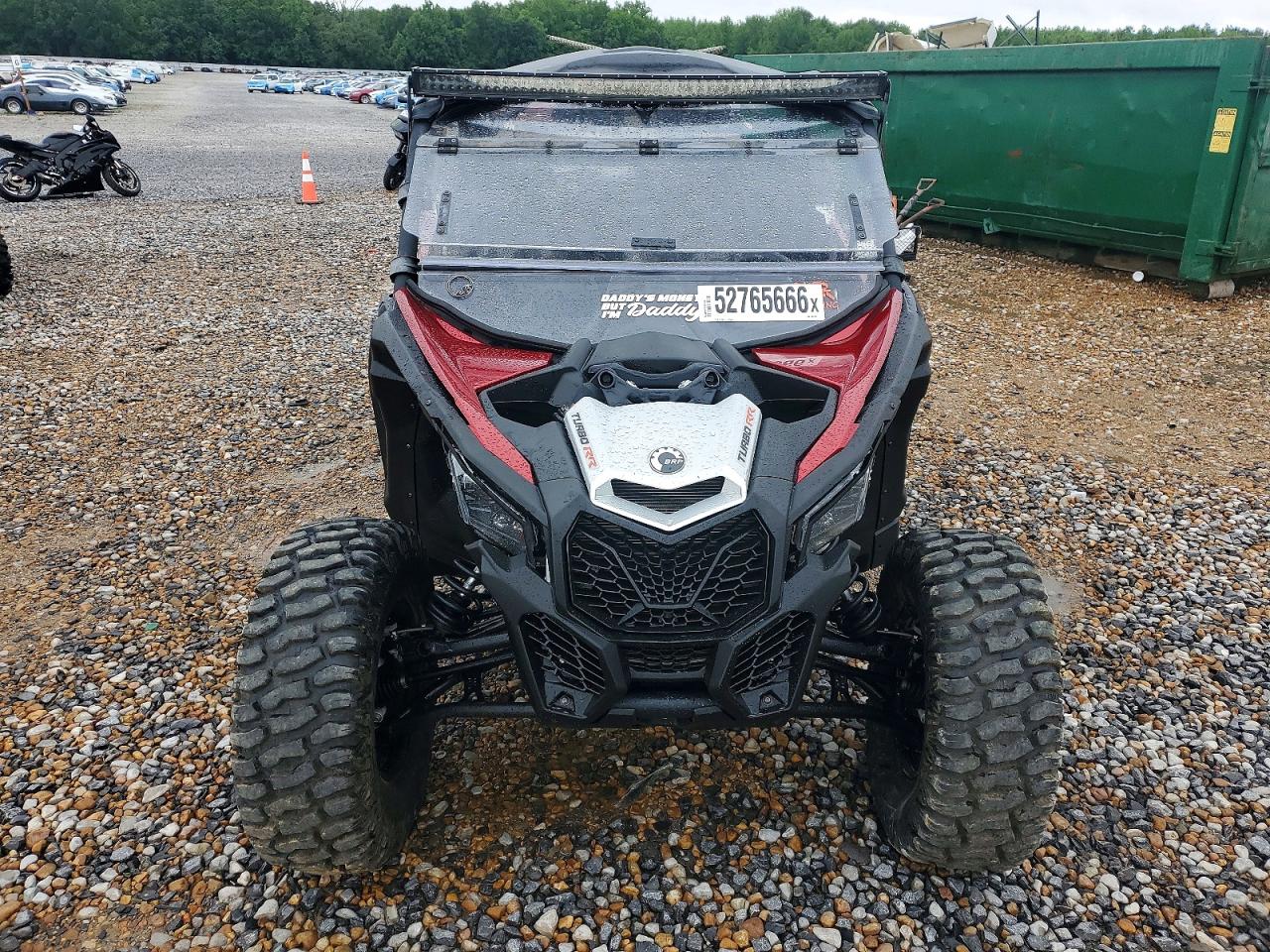 2024 CAN-AM SIDEBYSIDE