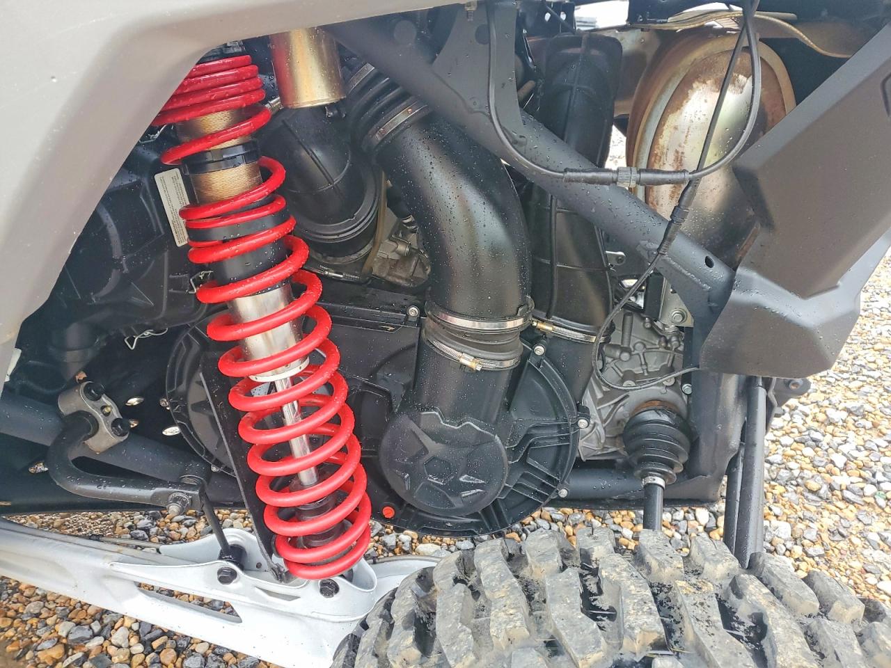 2024 CAN-AM SIDEBYSIDE