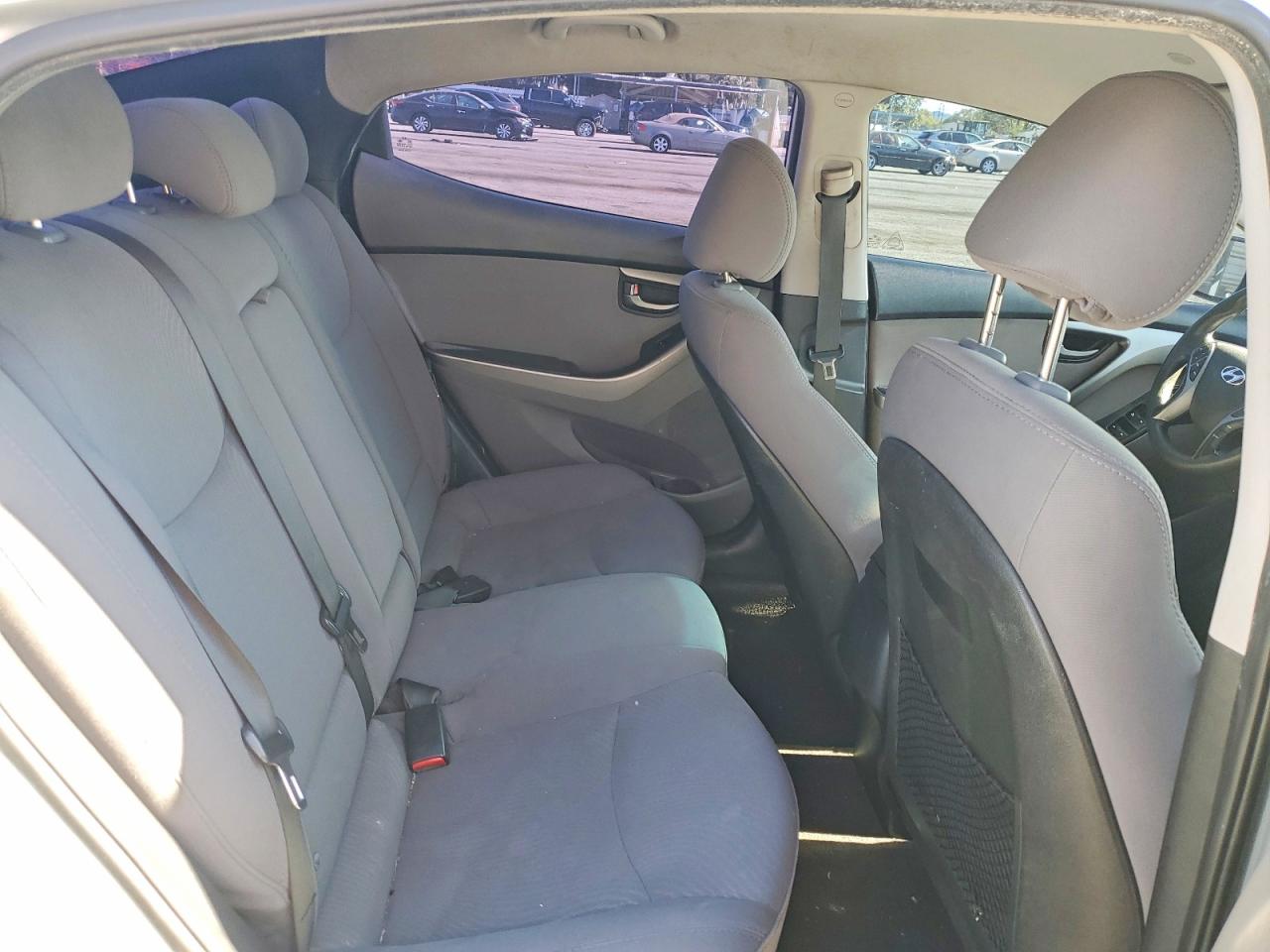 2016 HYUNDAI ELANTRA