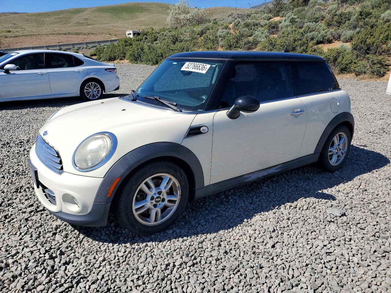 2011 MINI COOPER
