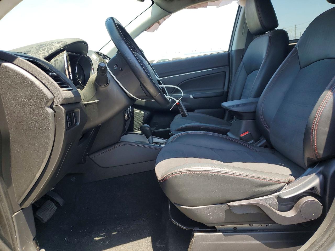 2023 MITSUBISHI OUTLANDER
