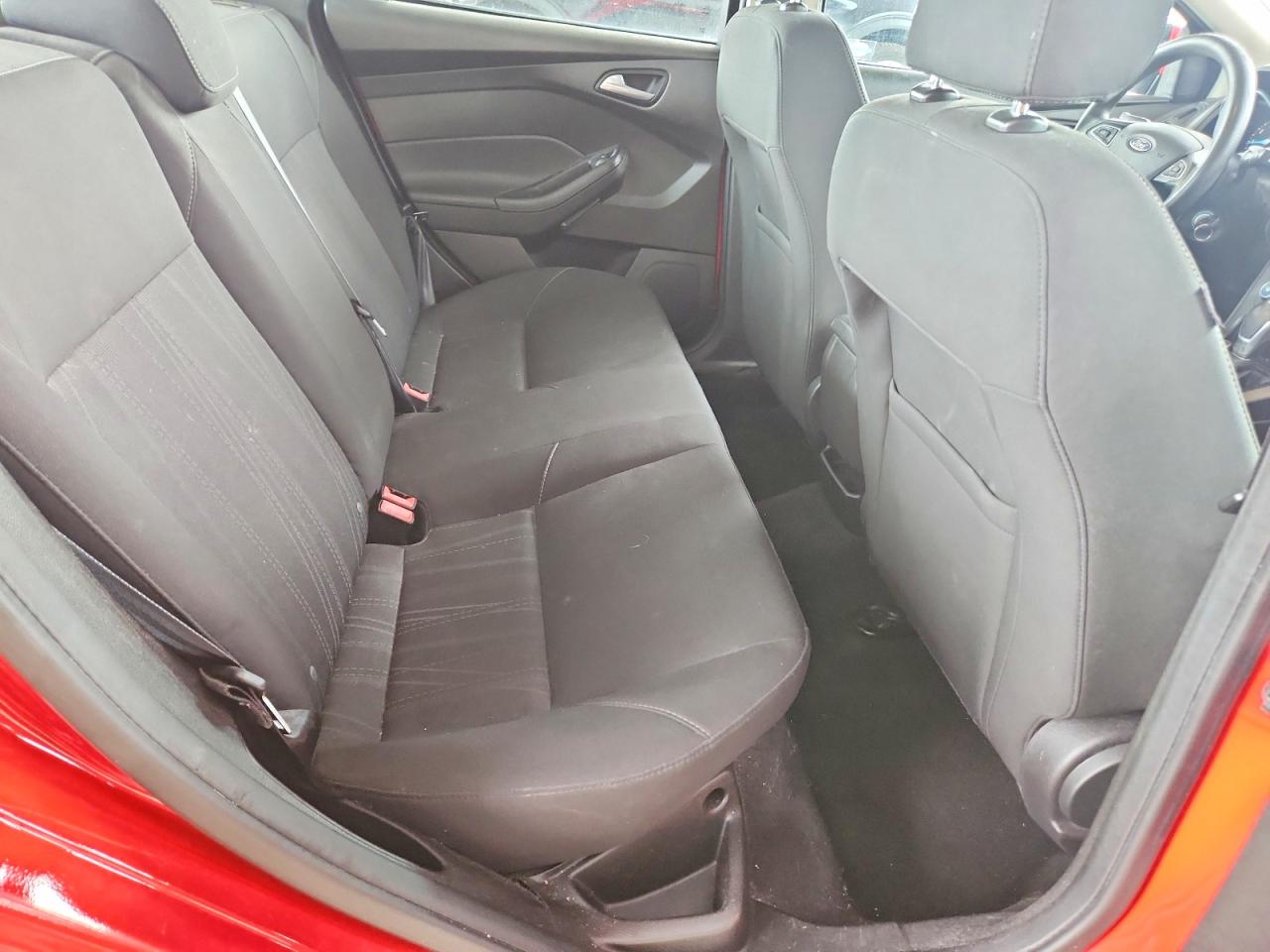 2016 FORD FOCUS