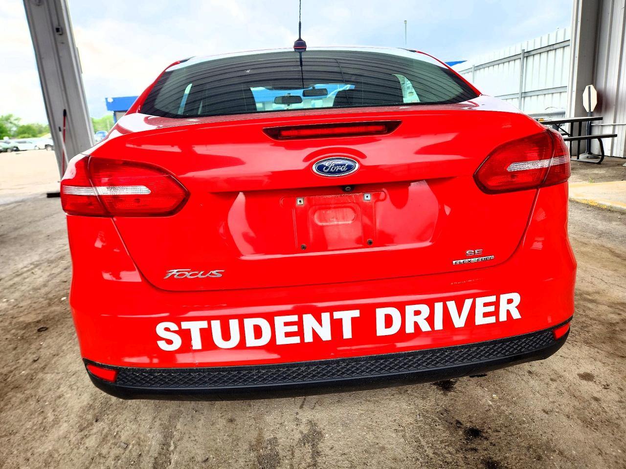 2016 FORD FOCUS