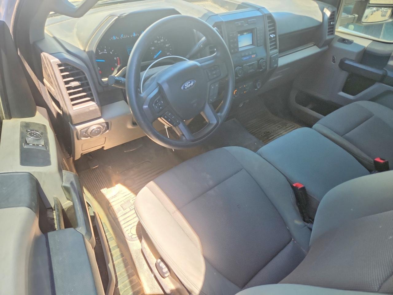 2022 FORD F350