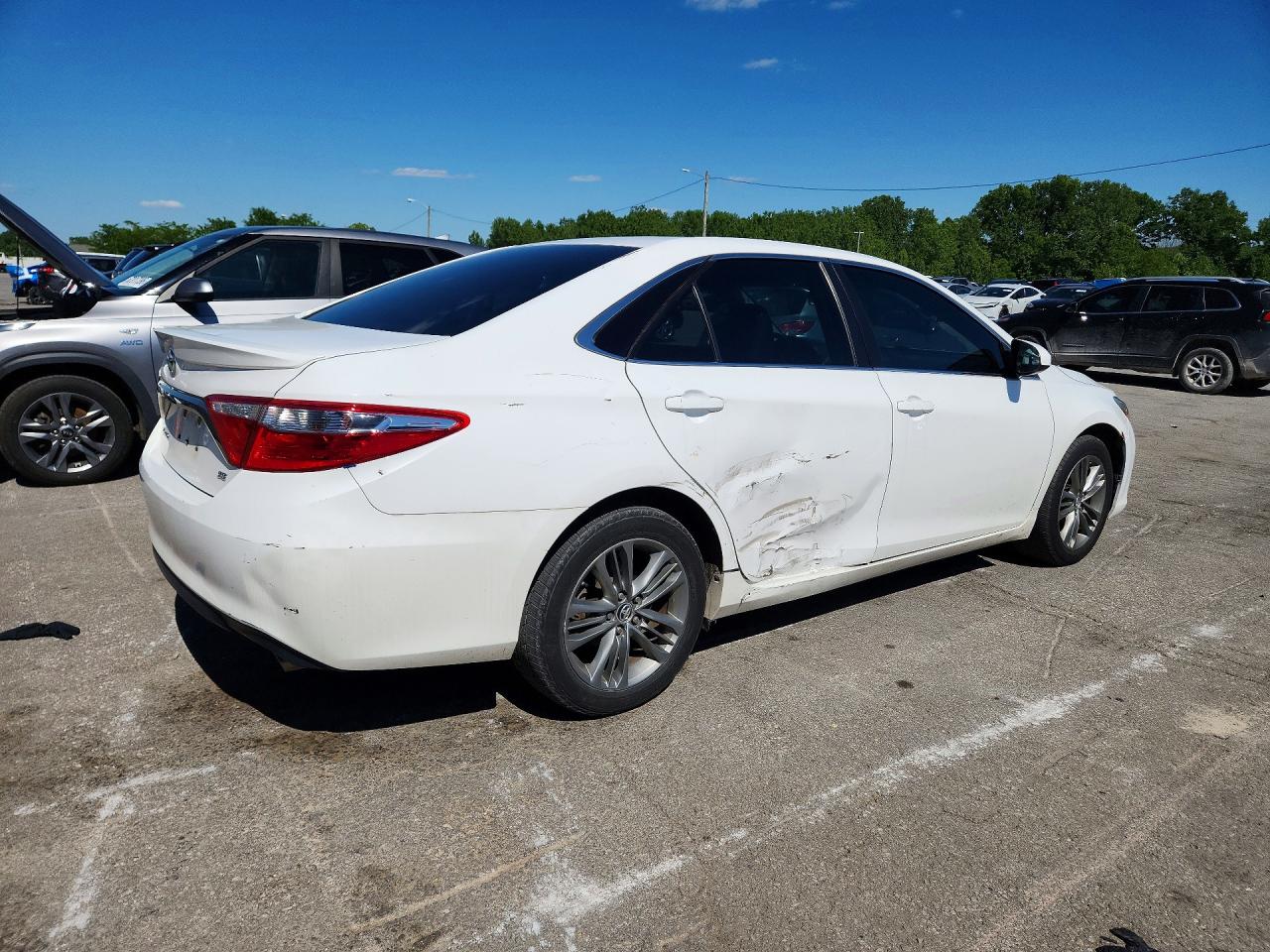 2015 TOYOTA CAMRY