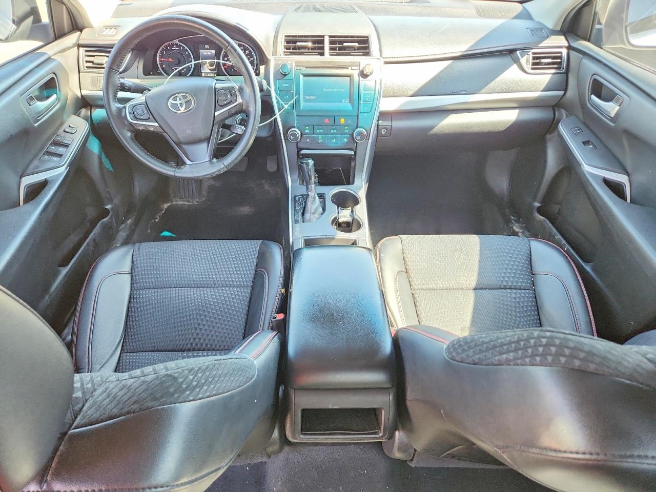 2015 TOYOTA CAMRY
