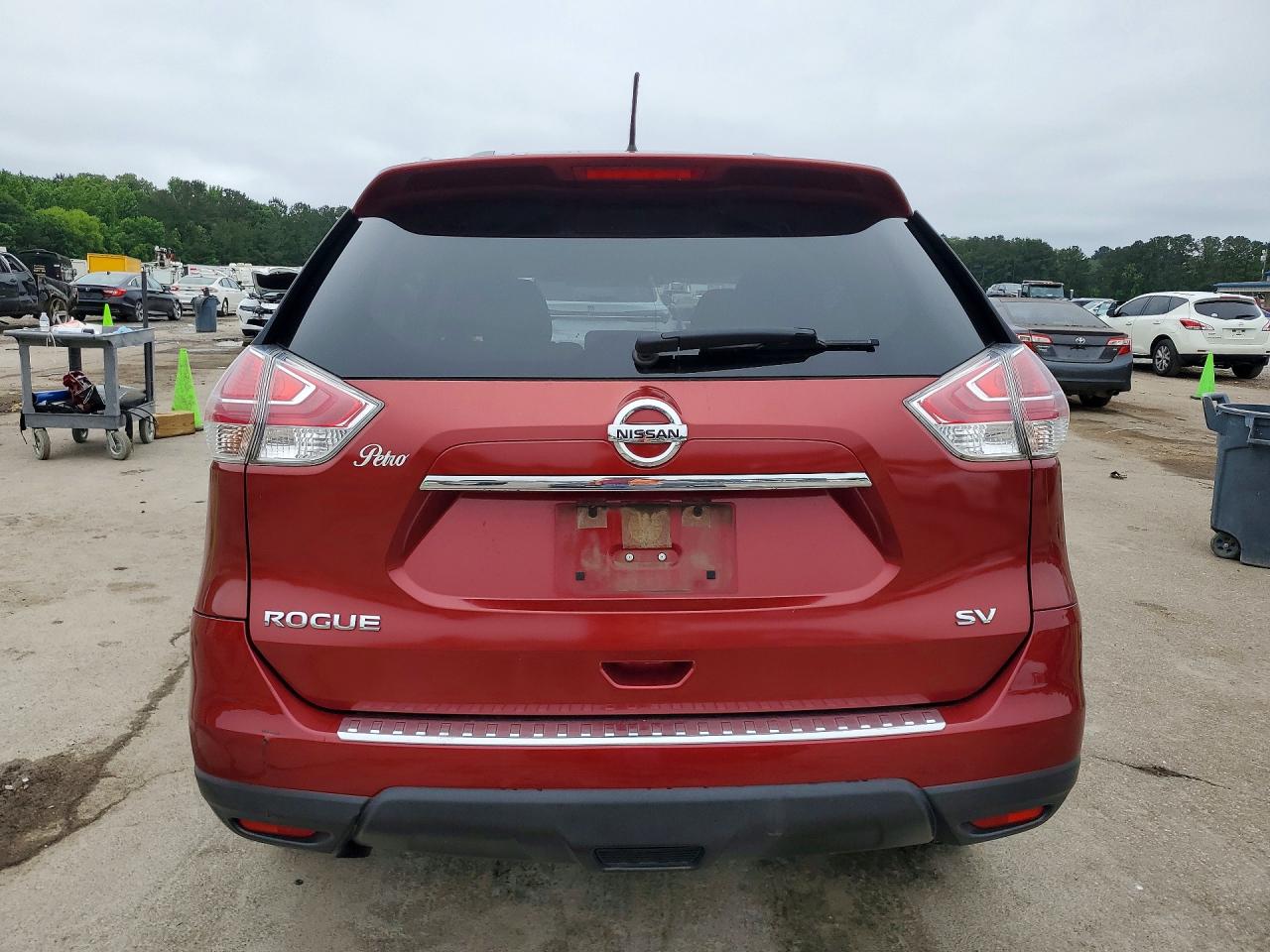 2016 NISSAN ROGUE