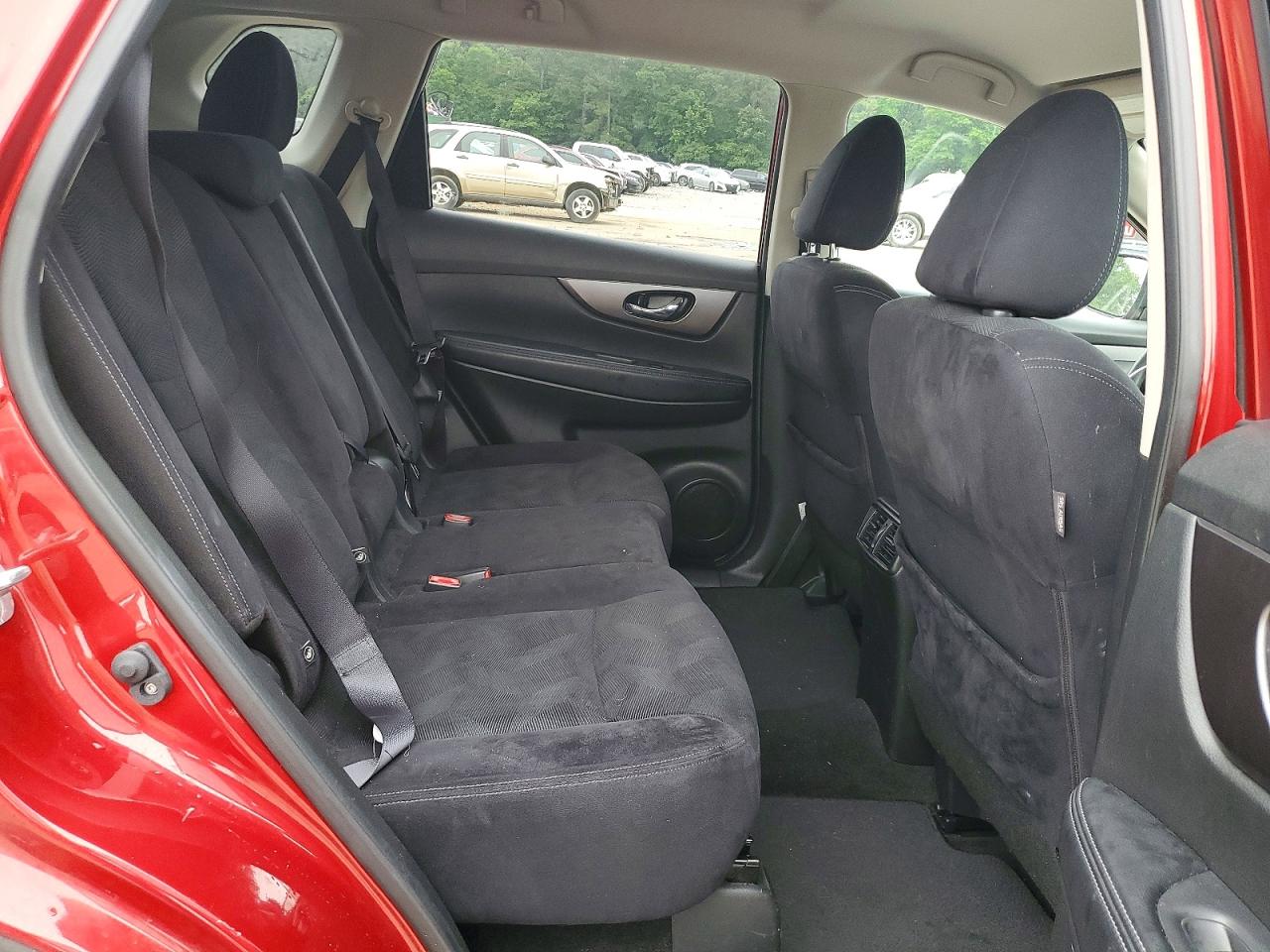 2016 NISSAN ROGUE