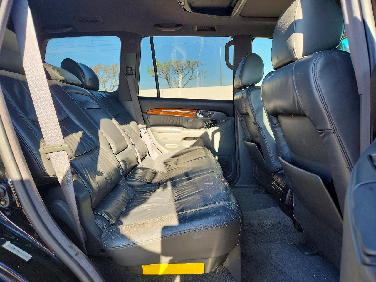 2003 LEXUS GX