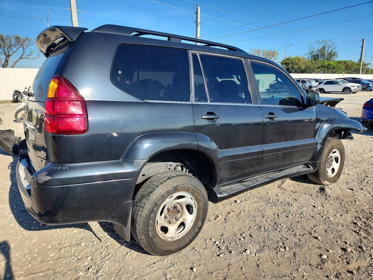 2003 LEXUS GX