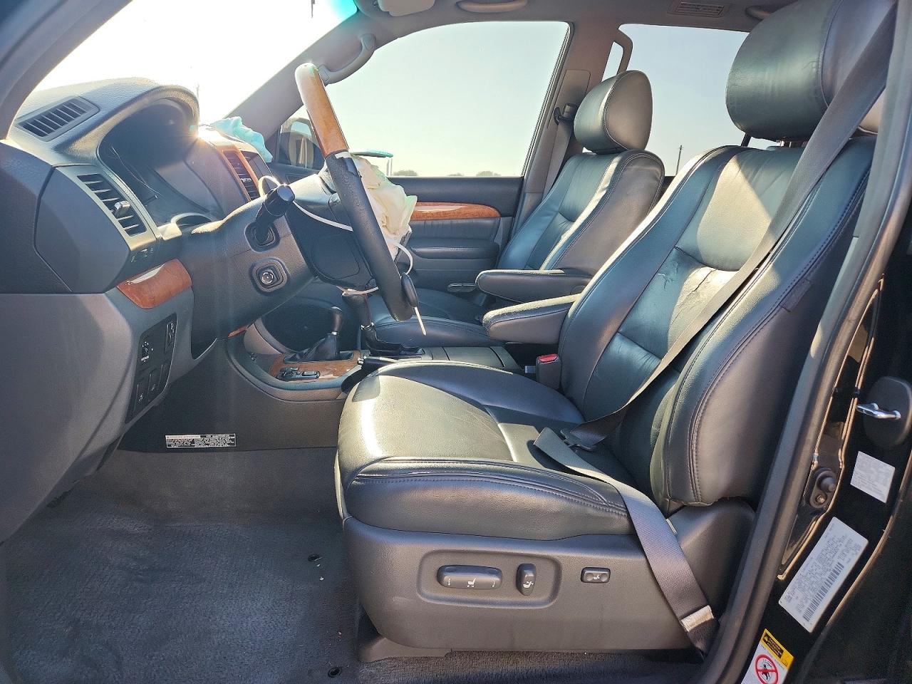 2003 LEXUS GX