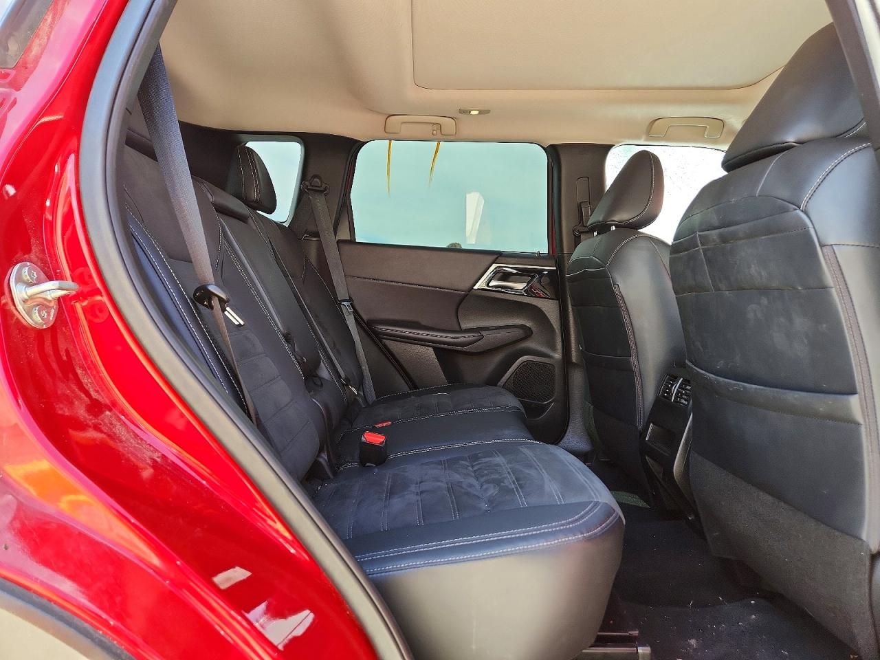 2023 MITSUBISHI OUTLANDER