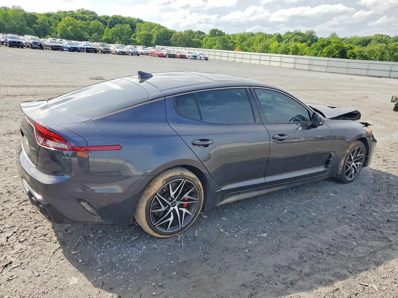 2023 KIA STINGER