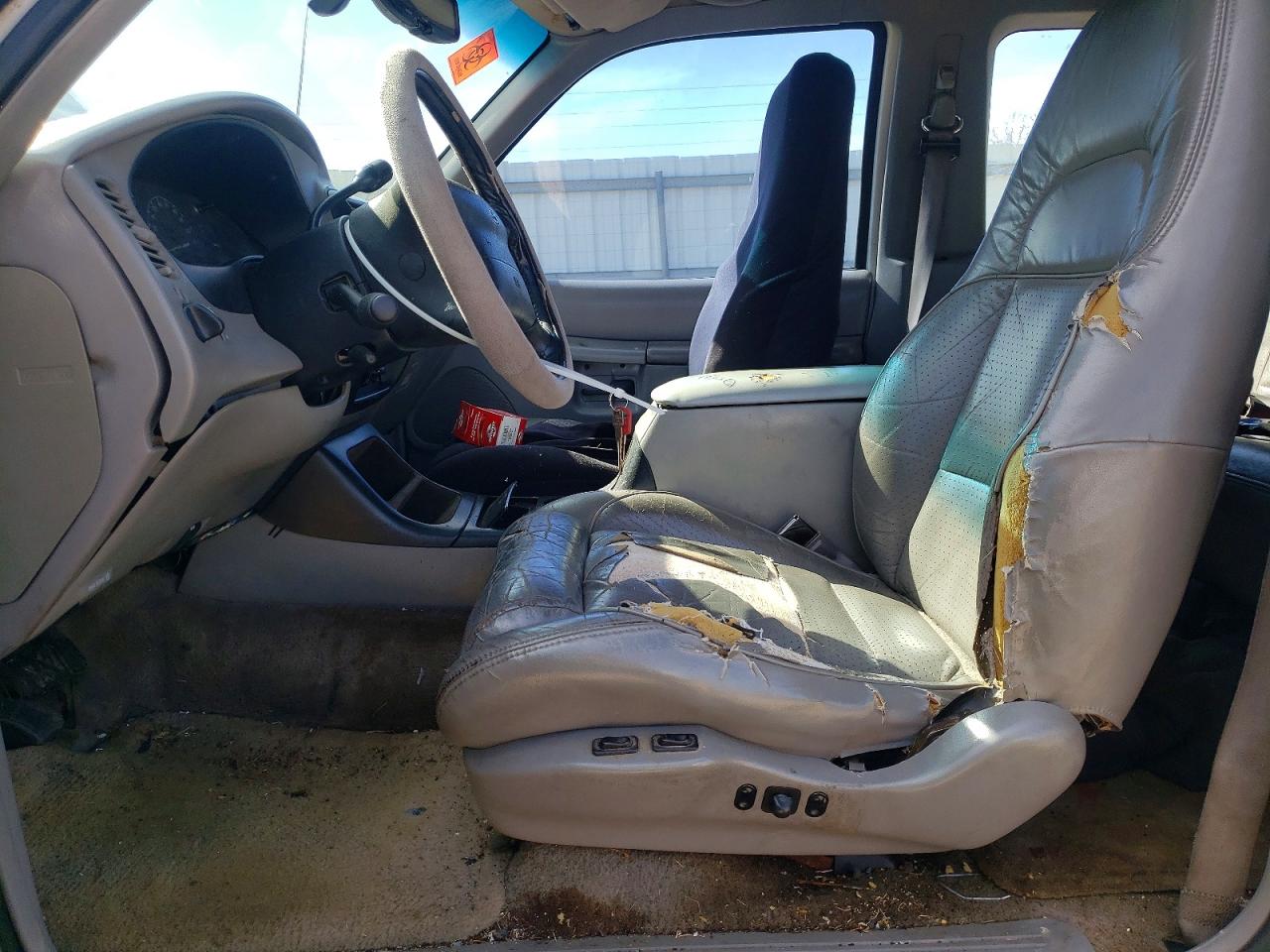 1996 FORD EXPLORER