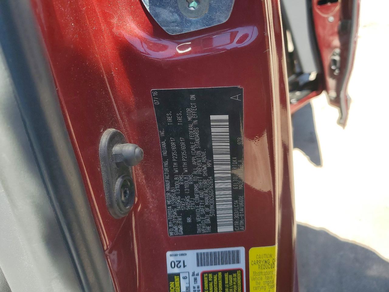 2016 TOYOTA SIENNA