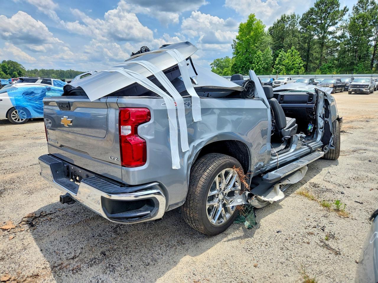 2026 CHEVROLET SILVERADO