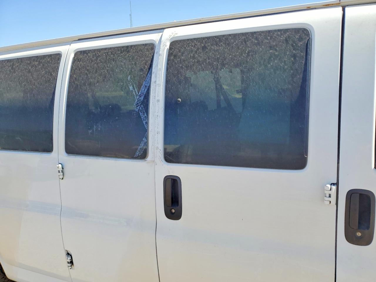 2020 CHEVROLET EXPRESS