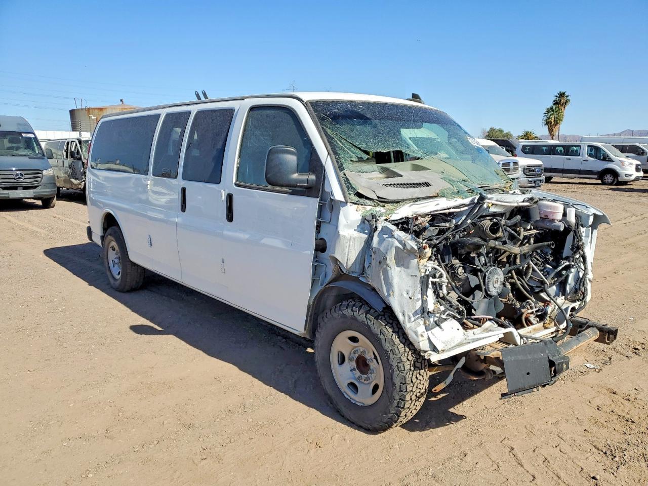 2020 CHEVROLET EXPRESS