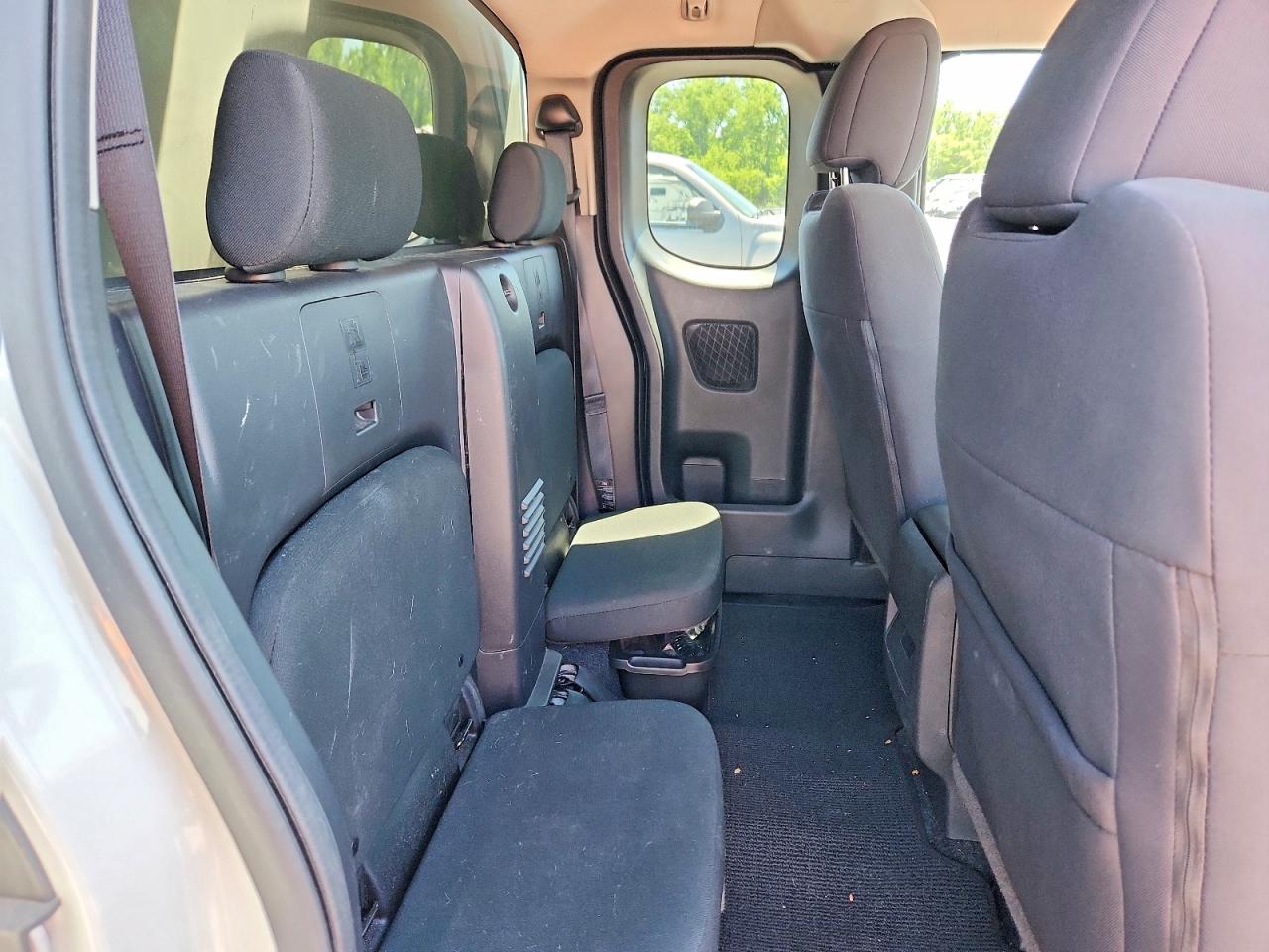 2024 NISSAN FRONTIER