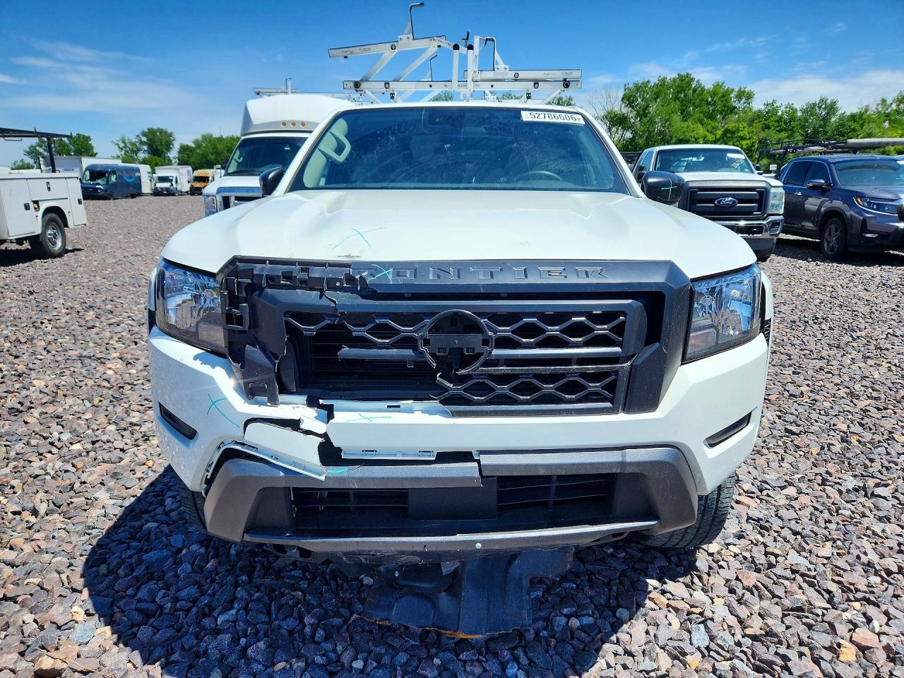 2024 NISSAN FRONTIER