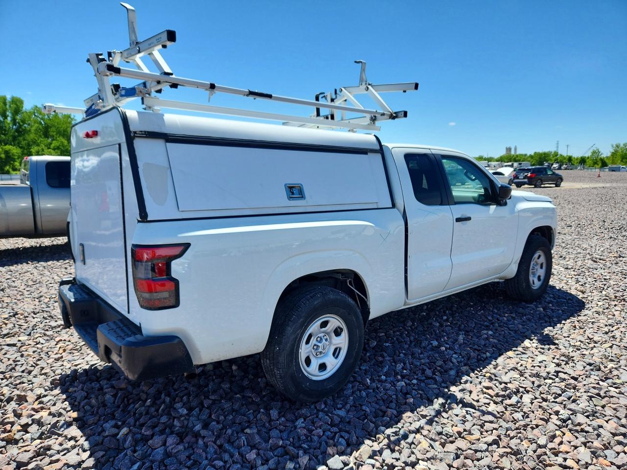 2024 NISSAN FRONTIER