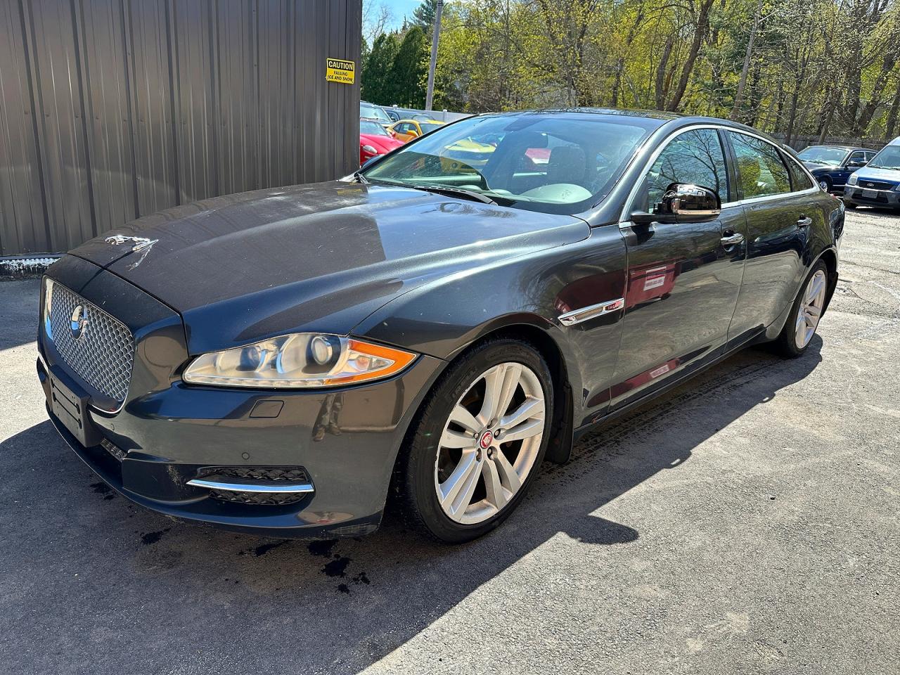 2011 JAGUAR XJ