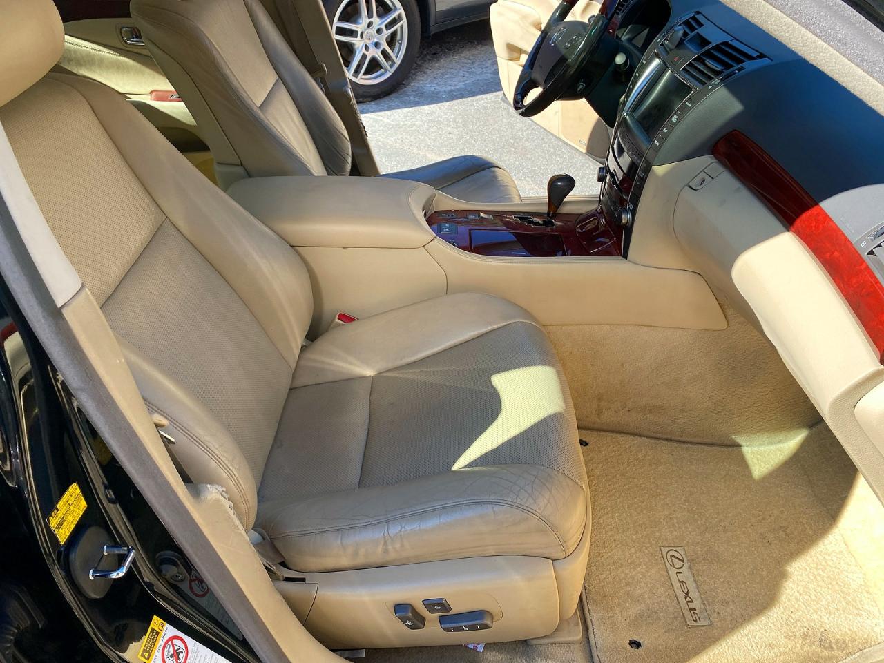 2007 LEXUS LS460
