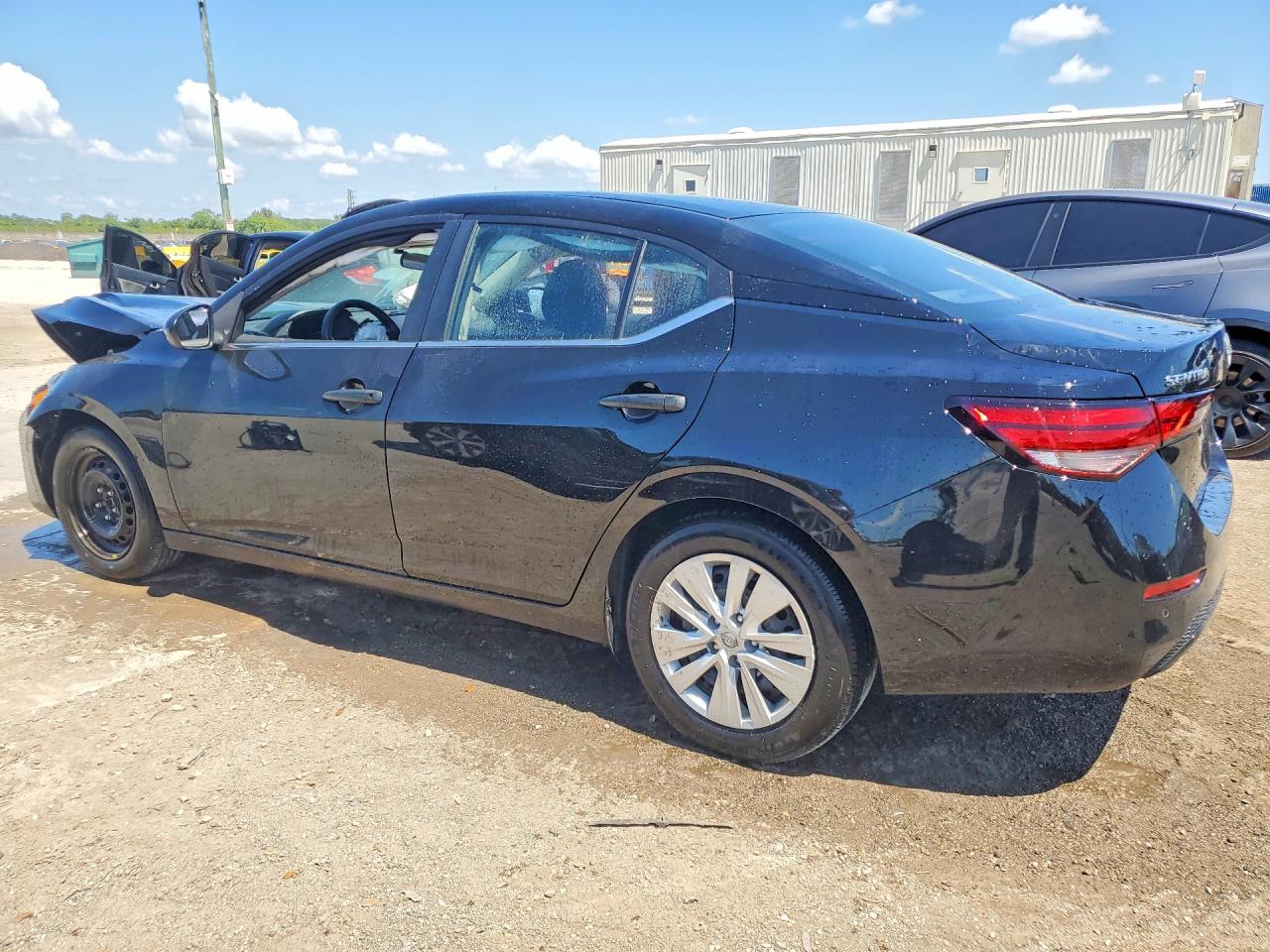 2025 NISSAN SENTRA