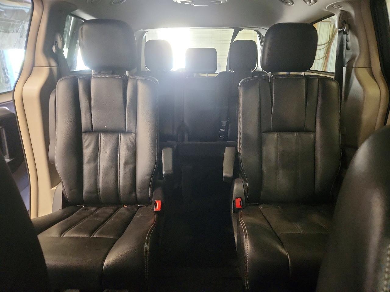 2012 CHRYSLER MINIVAN