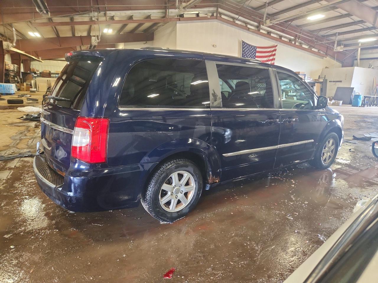 2012 CHRYSLER MINIVAN