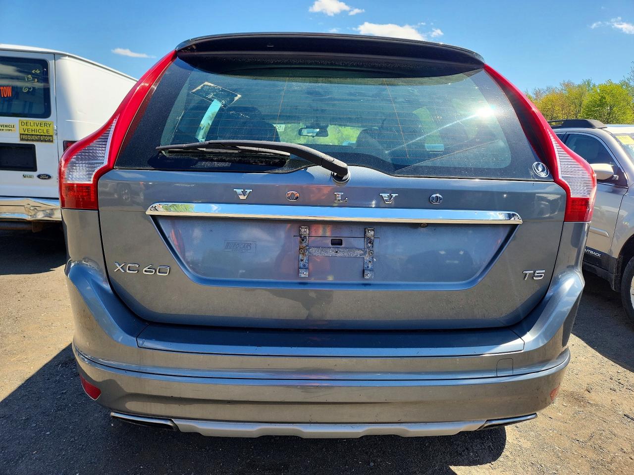 2017 VOLV XC60