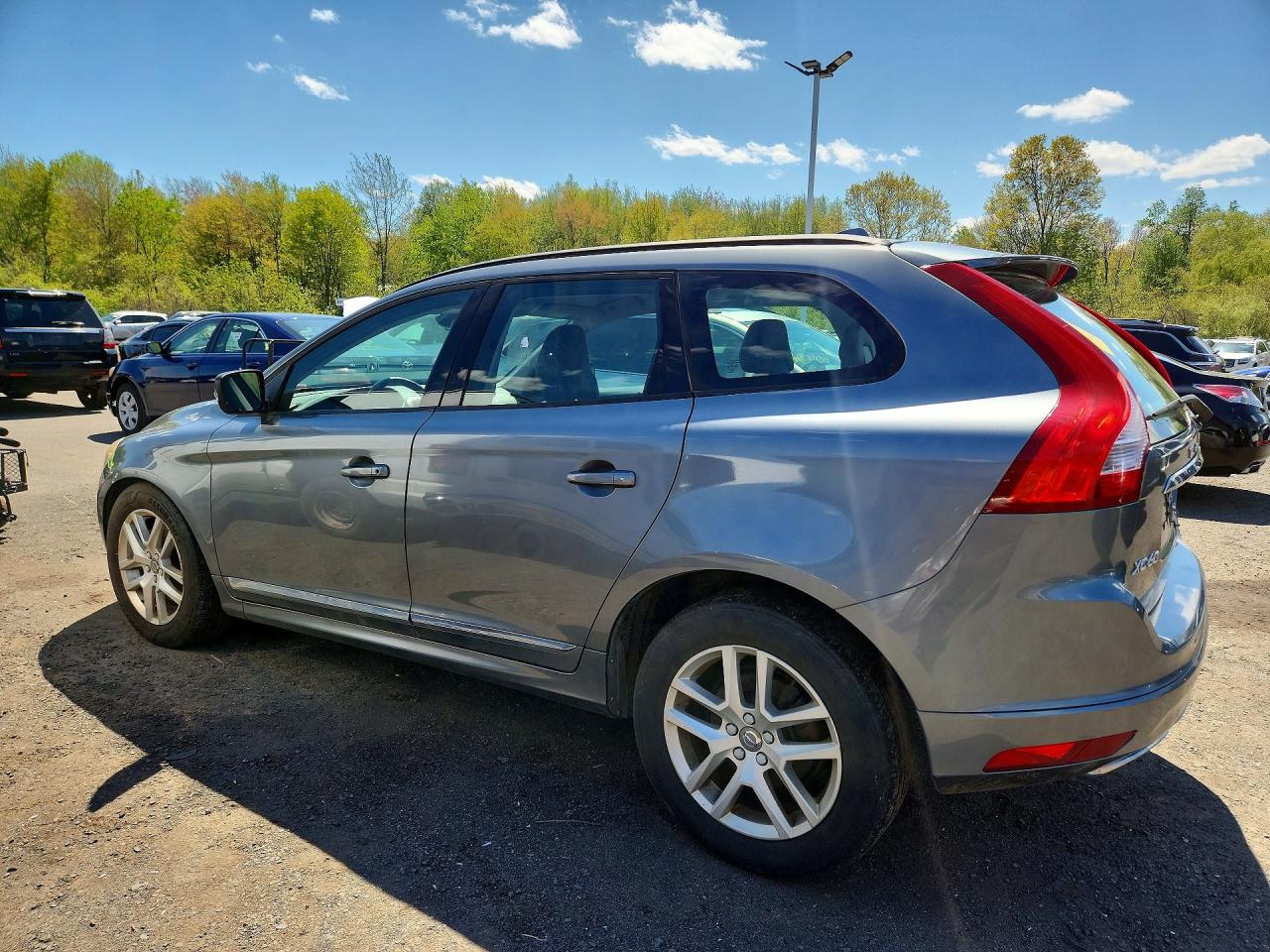2017 VOLV XC60