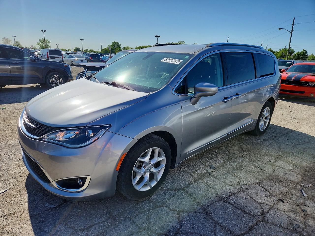 2017 CHRYSLER PACIFICA