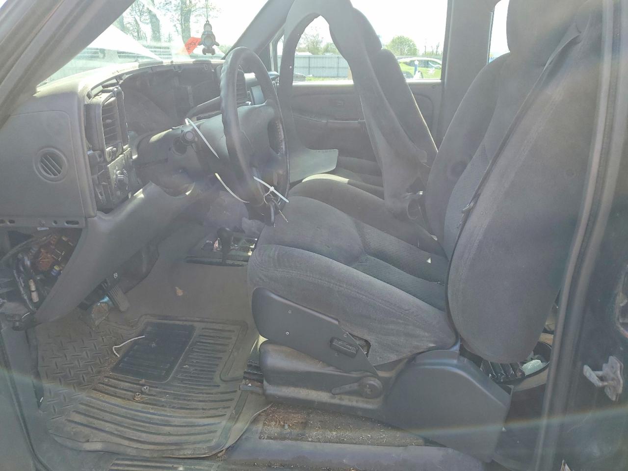 2005 CHEV SILVERADO