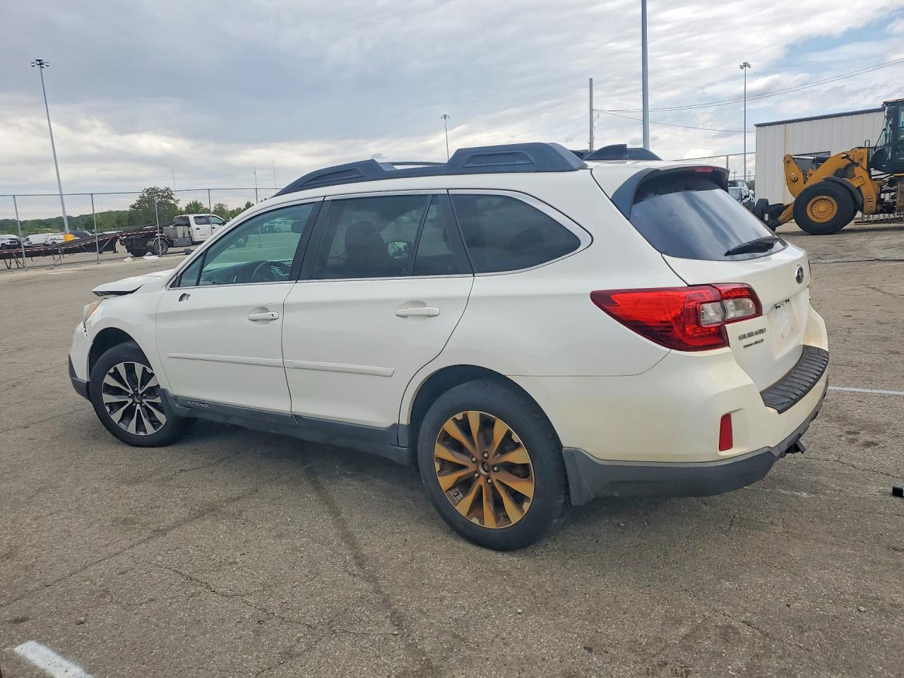 2016 SUBARU OUTBACK
