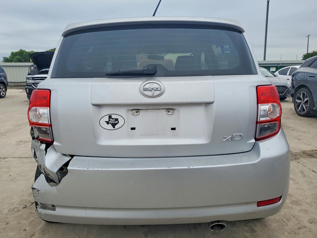 2009 SCION XD
