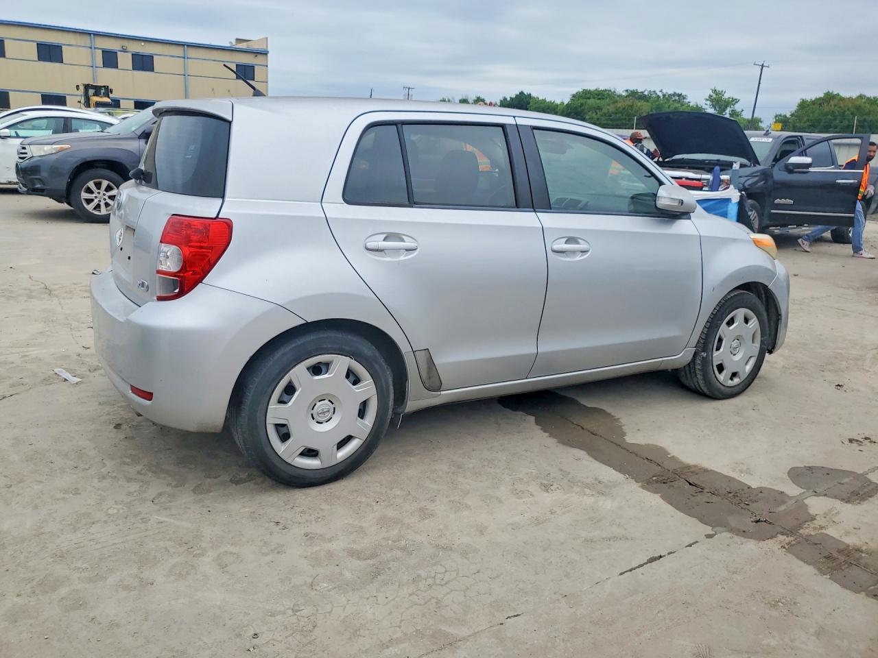 2009 SCION XD
