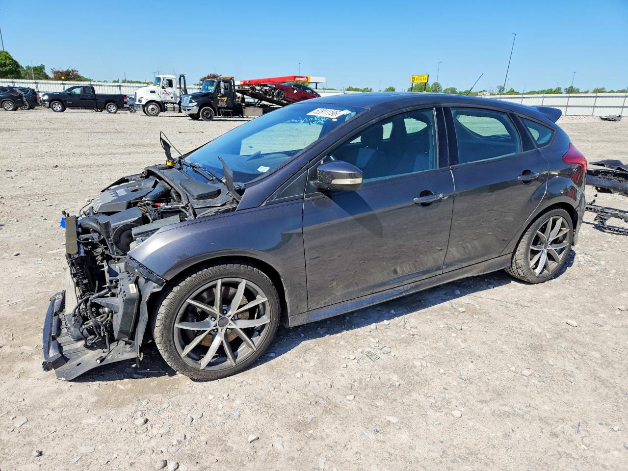 2016 FORD FOCUS