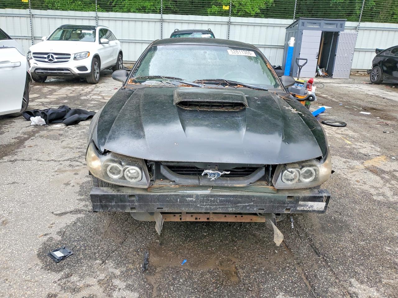 2002 FORD MUSTANG