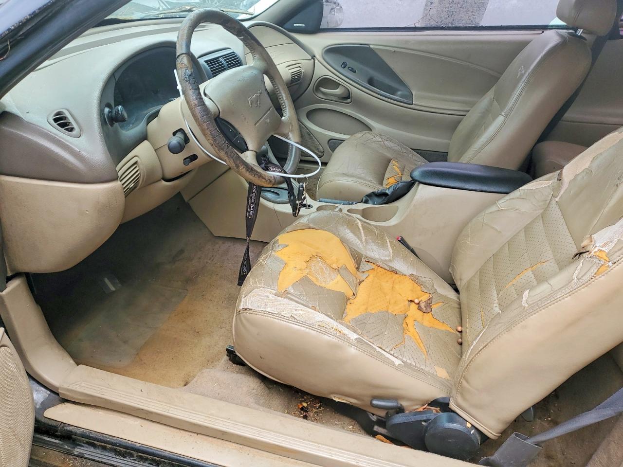 2002 FORD MUSTANG