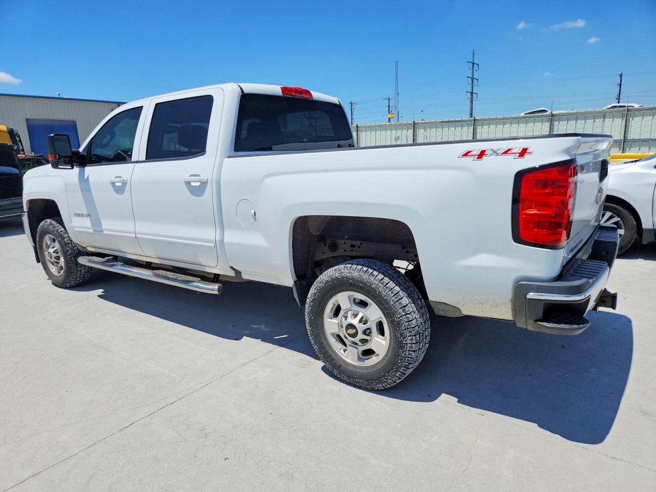 2016 CHEVROLET SILVERADO