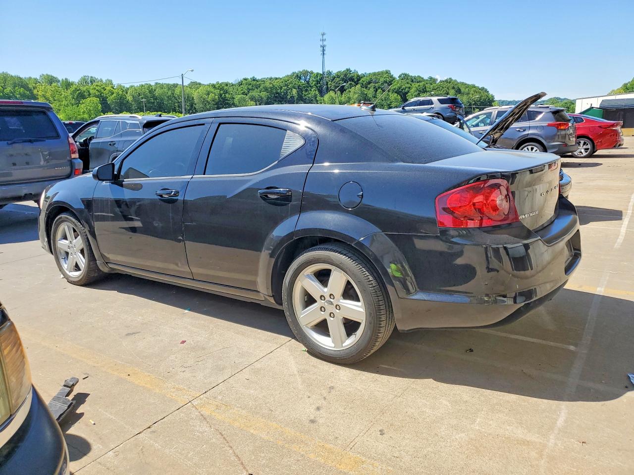 2013 DODGE AVENGER